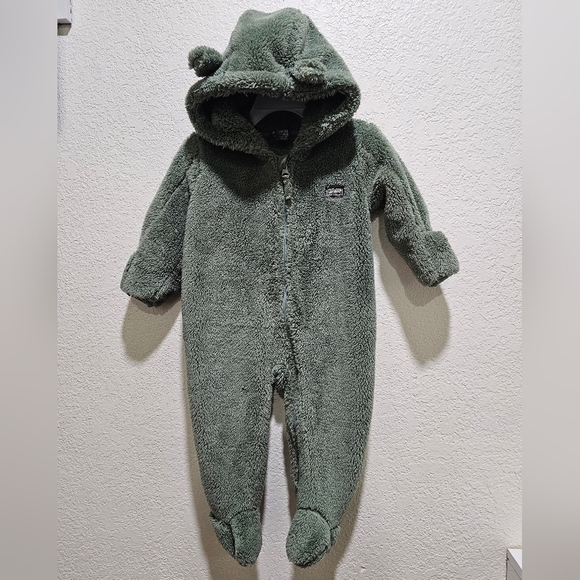 Eddie Bauer Kids Boy Girl Infant Green Fleece Soft Plush Onsie Footed Si… - Picture 1 of 10